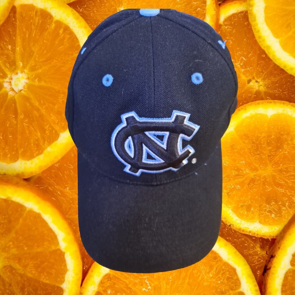 Top Of the World  North Carolina Tar Heels Fitted Baseball Hat Cap Size 7 3/8‎